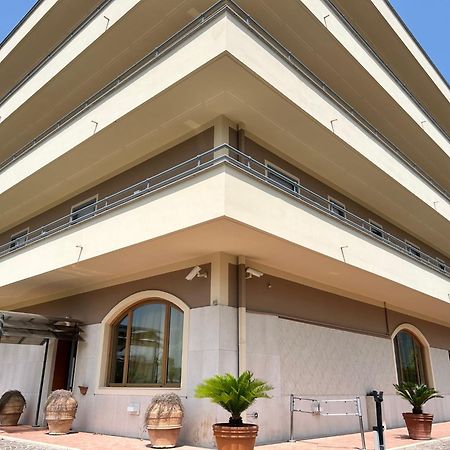 Hotel Maddaloni Tufino Exterior foto