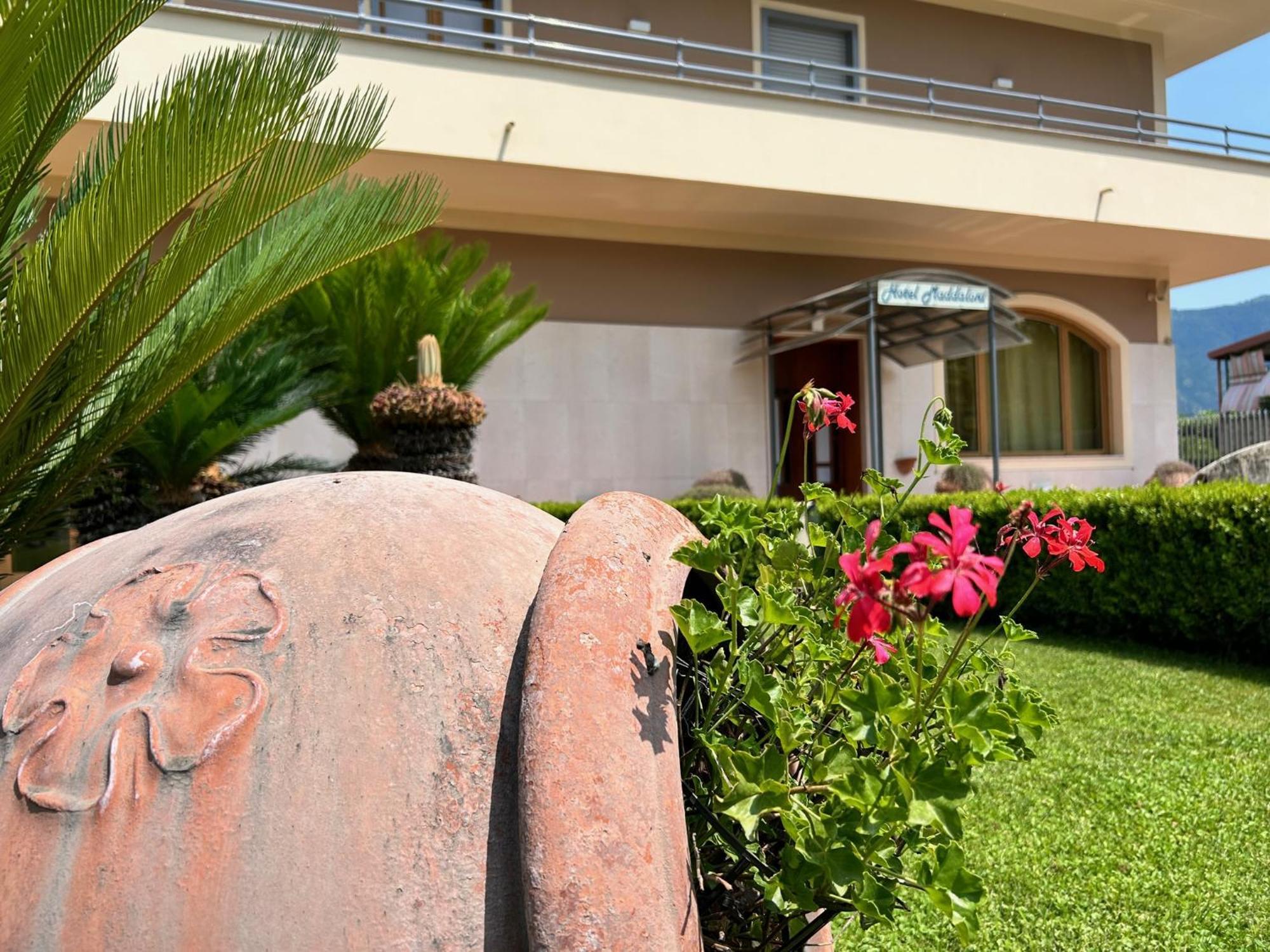 Hotel Maddaloni Tufino Exterior foto